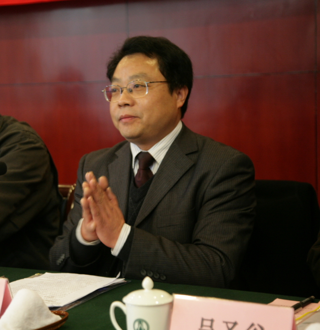 培训中心主任兼高教出版社总编张增顺教授在会上作主报告与会人员合影