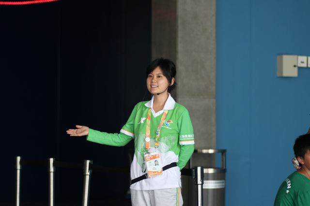 社会学院张善女同学圆满完成上海世博会志愿者服务工作