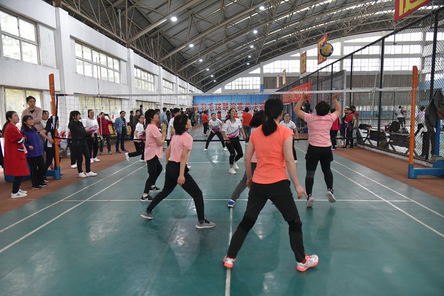 安徽师范大学校教职工男子篮球、女子气排球赛圆满结束