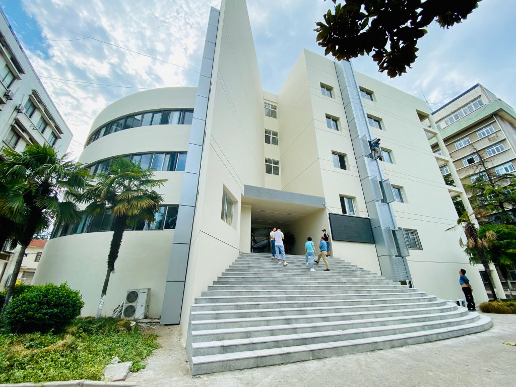 法学院顺利乔迁赭山校区